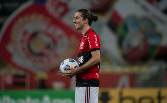 Renovação de Filipe Luís com o Flamengo é publicada no BID