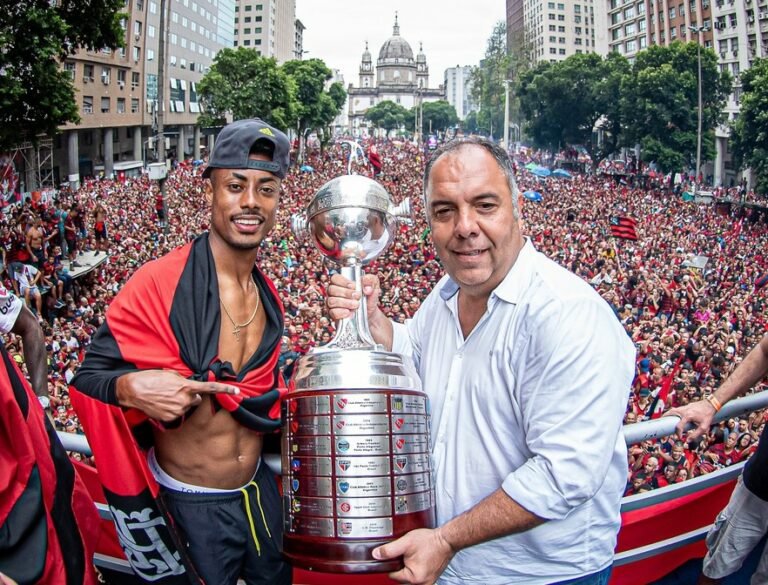 Dirigente do Flamengo adia viagem a Europa por conta de gripe