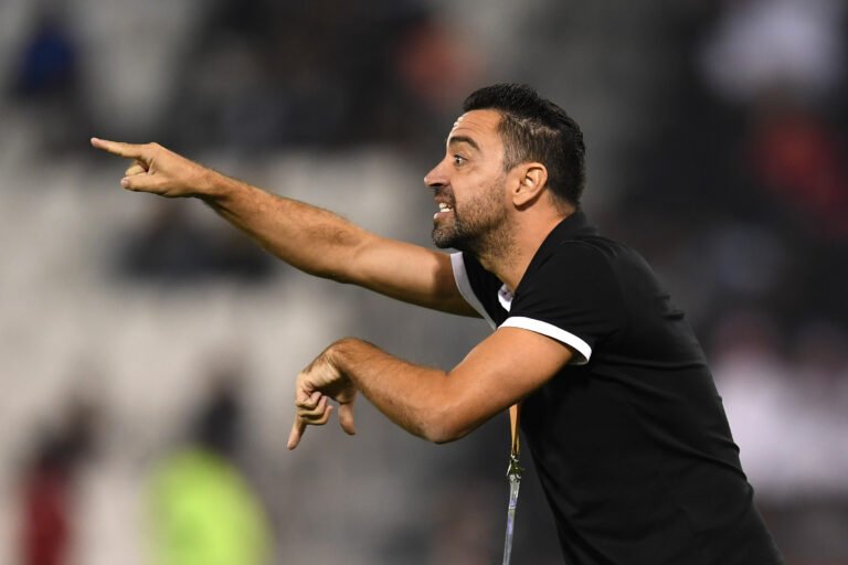 Xavi Hernández faz seus primeiros pedidos a diretoria do Barcelona