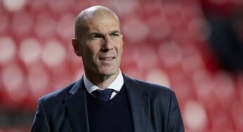 Zidane volta a ser pauta no PSG, diz jornal