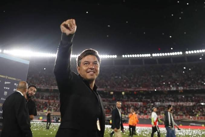 Após fracasso na Libertadores, torcida do Flamengo pede por Marcelo Gallardo