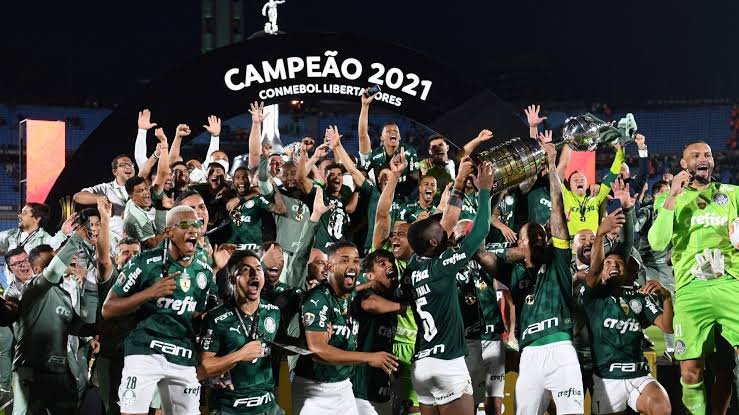 Palmeiras e Abel Ferreira alcançam marca histórica com segundo título da Libertadores