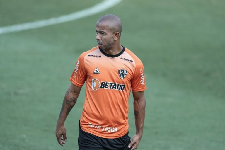 Mariano diz que derrota pro Flamengo é passado e fala da expectativa pelo título do Brasileirão