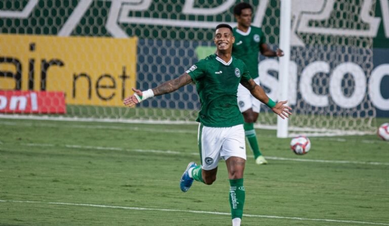 Santos negocia com Alef Manga; “Meu sonho é voltar para o Santos”