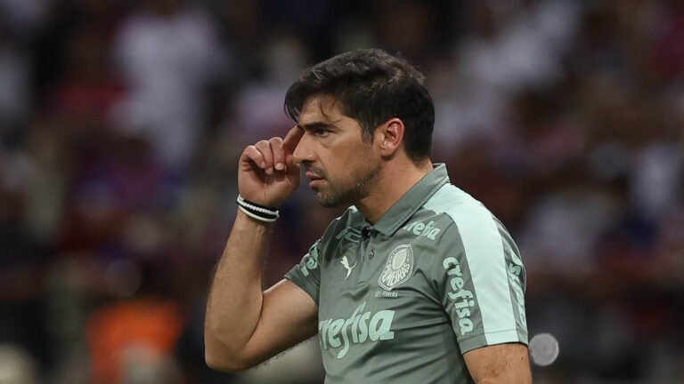 Abel Ferreira não deve renovar com Palmeiras e pode sair na metade do ano que vem