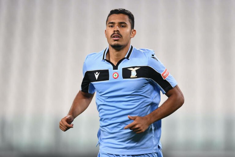 Ex-Santos é oferecido ao Flamengo; Paulo Sousa estuda contratação