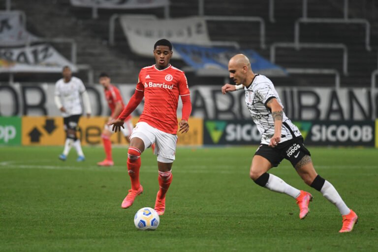 Inter receberá valor milionário por vender jovem atacante para o Charlotte FC, diz site