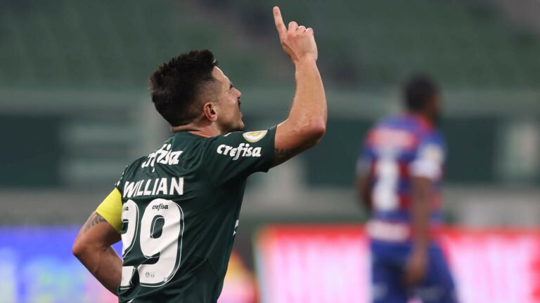 Fluminense encaminha contratação de Willian Bigode, do Palmeiras