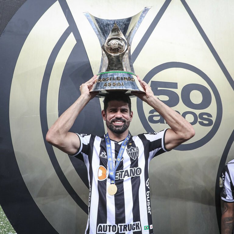 Diego Costa não garante permanência no Atlético Mineiro mas afirma “Estou muito feliz no Galo”