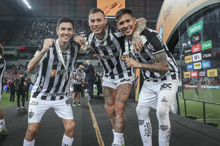 Jogadores do Atlético concorrem ao prêmio de melhores da América, do jornal El País