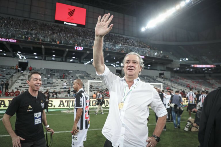 ‘Vamos continuar com um time protagonista em 2022’, promete Sérgio Coelho, presidente do Atlético
