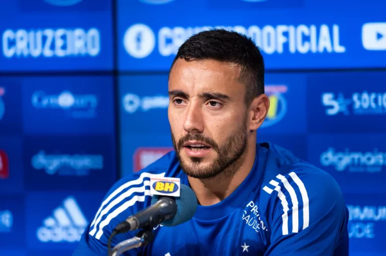 Cruzeiro libera jogador para acertar com outro clube