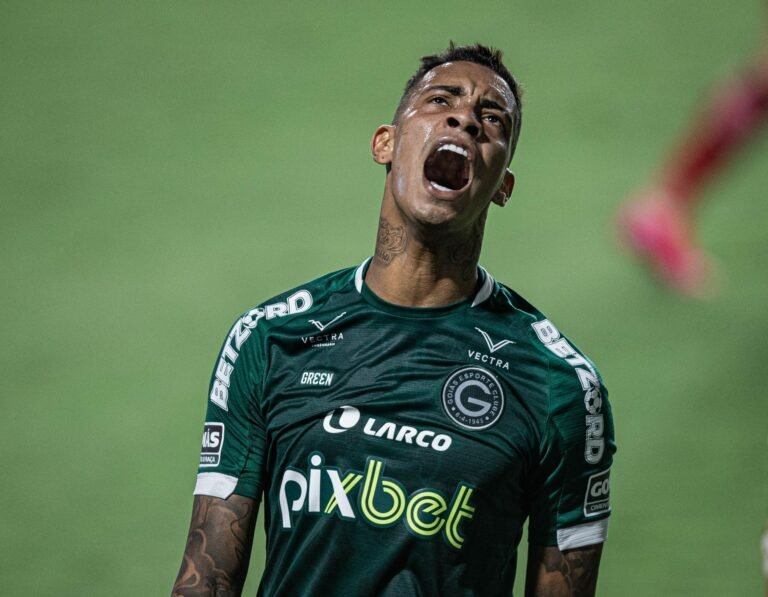 Inter nega interesse em Alef Manga: “Boato espalhado pelo empresário”