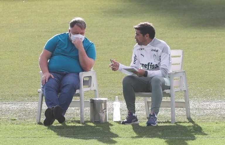 Após recusar Huerta, Palmeiras volta ao mercado para reforçar elenco