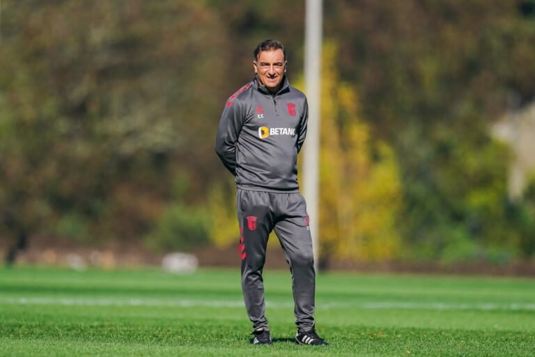 Braga reduz pedida para liberar Carlos Carvalhal ao Flamengo