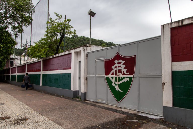 Justiça suspende execuções de dívidas do Fluminense; entenda