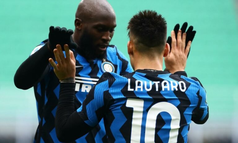 Lukaku fala sobre a Inter e admite sentir saudades de Lautaro: “Você pode ficar em Milão, eu volto ”
