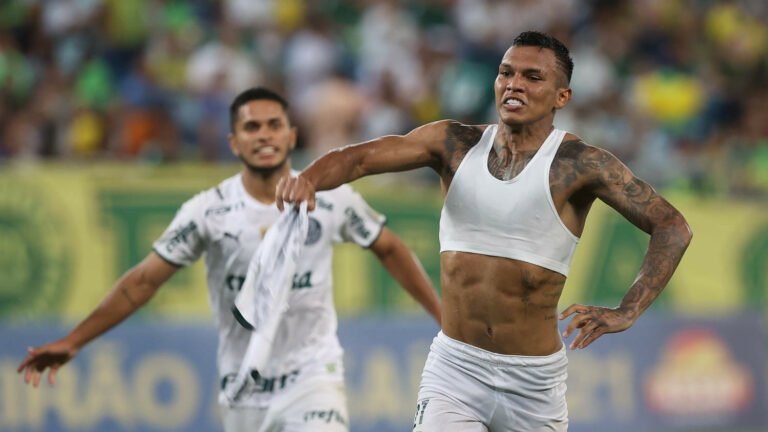 Gabriel Veron fala sobre expulsão no jogo contra o Cuiabá
