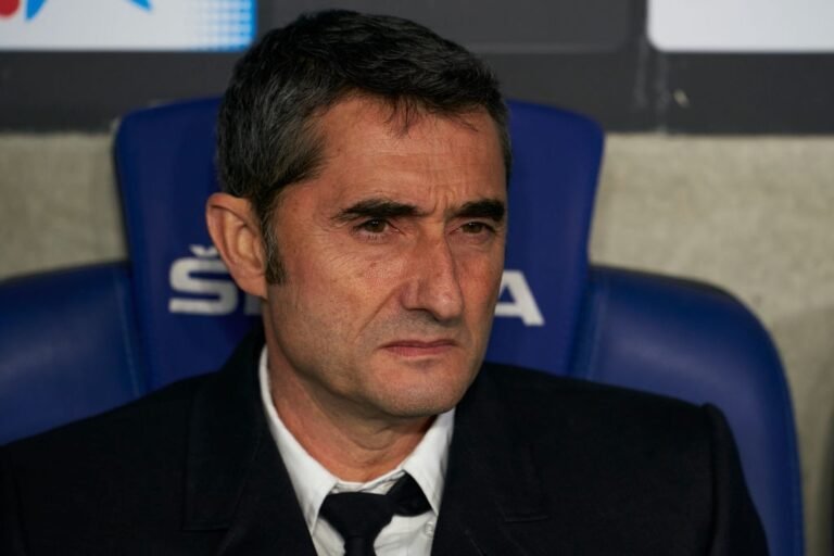 Ex-Barcelona, Ernesto Valverde quer assumir o Flamengo, diz jornal