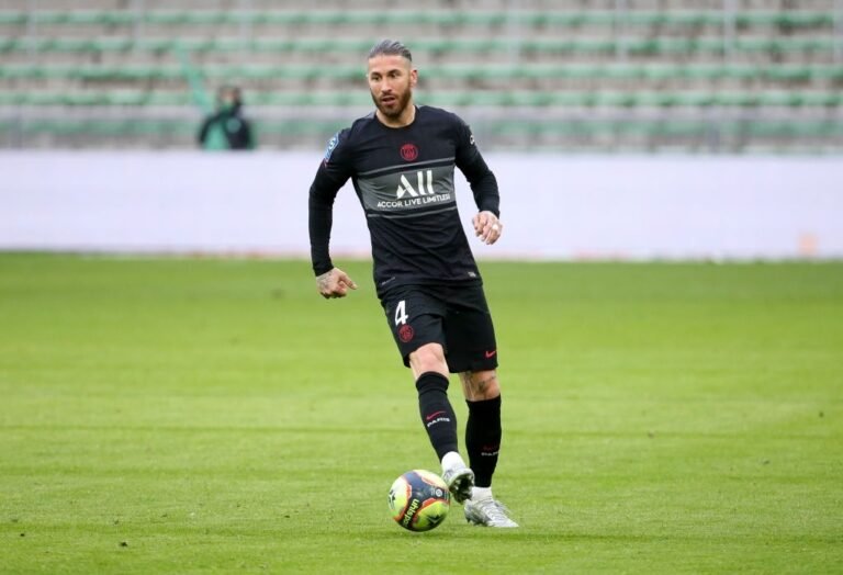 Com fadiga muscular, Sergio Ramos desfalca PSG contra o Lens