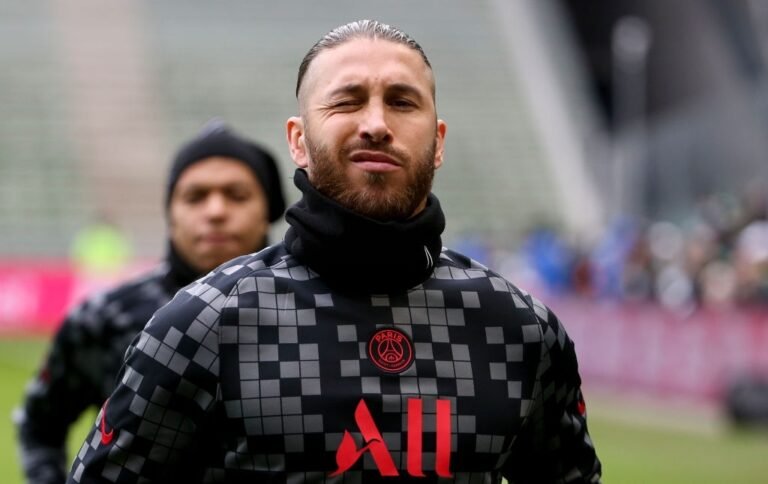 Recuperado de fadiga muscular, Sergio Ramos reforça PSG diante do Brugge