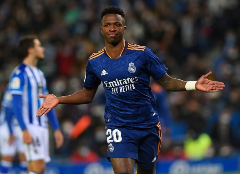 Vinícius Jr fica próximo de igualar marca de Kaká no Real Madrid