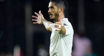 Corinthians descarta contratação de zagueiro argentino; valores dificultam acerto