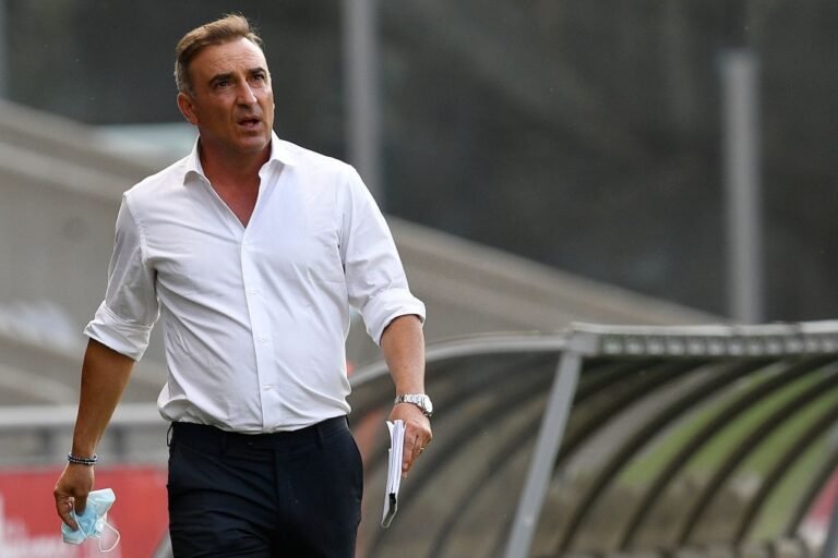 Após classificação do Benfica, torcida do Flamengo ‘desiste’ de Jesus e pede Carvalhal