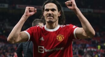 Alvo do Corinthians, Cavani gera preocupação no Barcelona