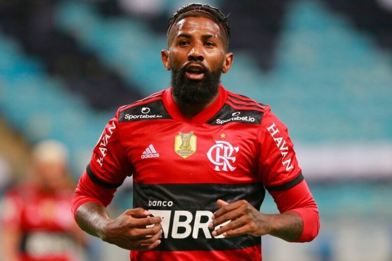 Fluminense desiste de contratar Rodinei, do Flamengo