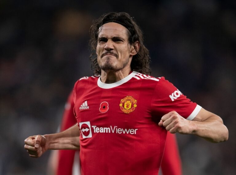 Jornal detalha os valores da proposta do Barcelona por Cavani