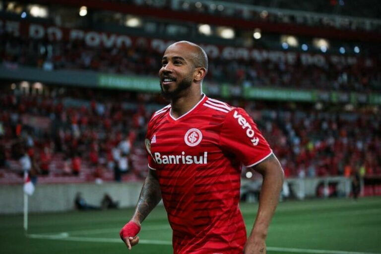 Inter pede quantia ao São Paulo para aceitar troca entre Patrick e Pablo
