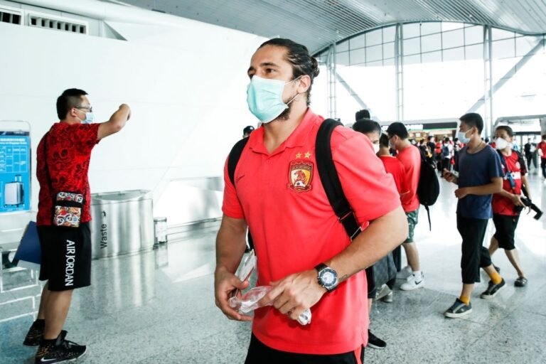 Ex-São Paulo, Aloísio ‘Boi Bandido’ rescinde com clube chinês e fica livre no mercado