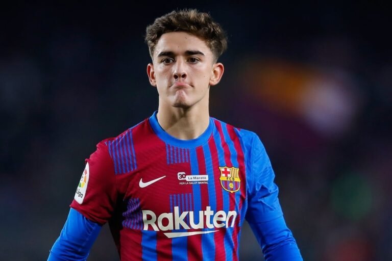 PSG prepara oferta milionária para contratar Gavi