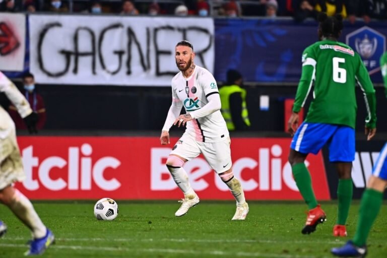 Leonardo admite tensões por problemas físicos de Sergio Ramos: “Houve surpresas”