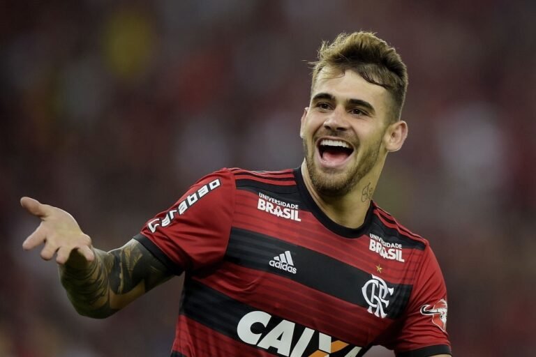 Cria do Flamengo, Felipe Vizeu é monitorado pelo Vasco