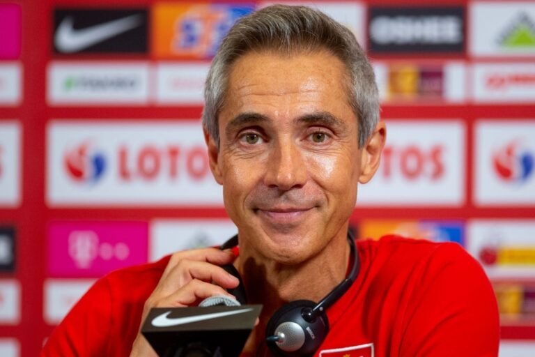 Paulo Sousa aguarda o Flamengo antes de aceitar oferta do Inter
