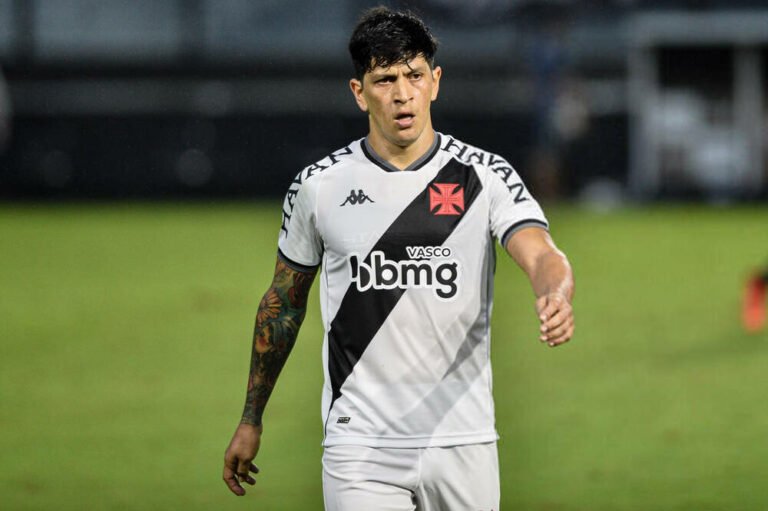 Fluminense deve fechar contratação de Germán Cano nesta semana