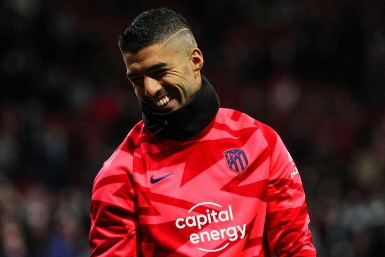 Corinthians define teto salarial de R$ 19,3 milhões para novo centroavante