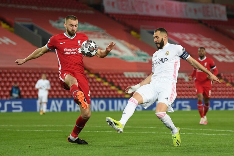 Liverpool coloca preço em zagueiro na mira de várias equipes