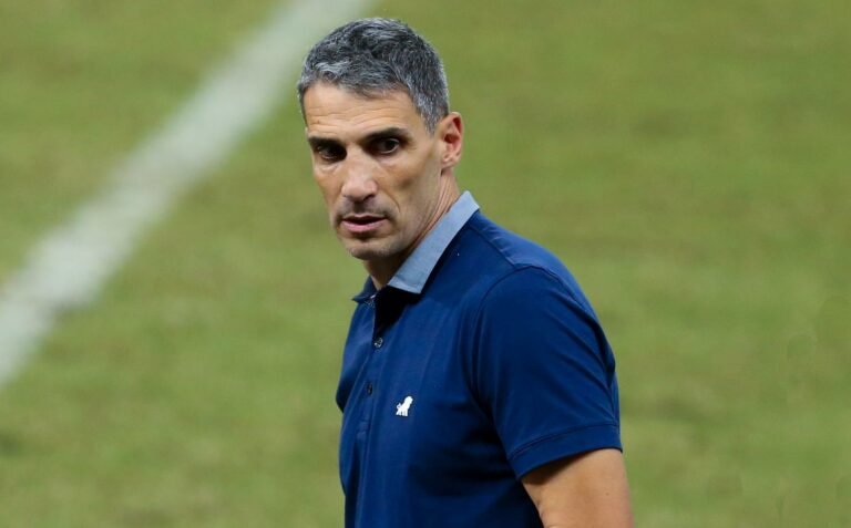 Alvo do Inter, Vojvoda permanecerá no Fortaleza em 2022, diz jornalista