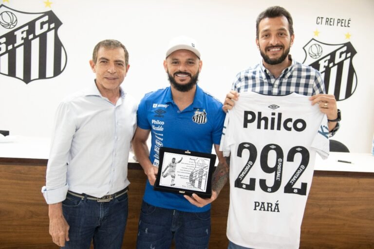 Santos anuncia saída de Pará: “Dedicação, raça e liderança”