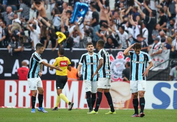 Grêmio oferecerá incentivo financeiro para Corinthians e Fortaleza na última rodada do Brasileirão