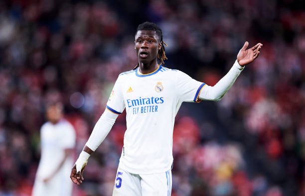 Sem espaço no Real Madrid, Camavinga surge como opção no Liverpool