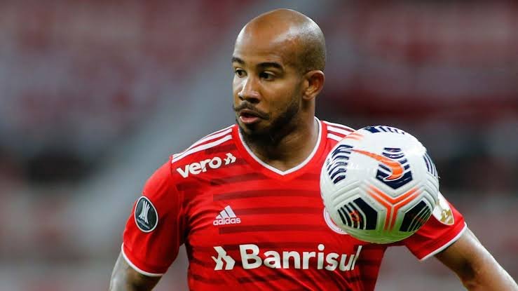 Inter quer jogador em troca para negociar Patrick com Fluminense