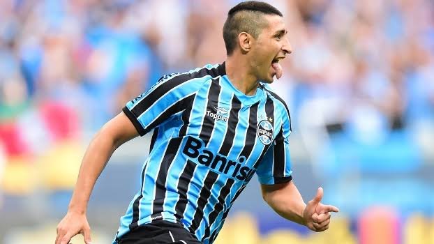 Alan Ruiz demonstra interesse em voltar ao Grêmio: “Salário não é nenhum problema”
