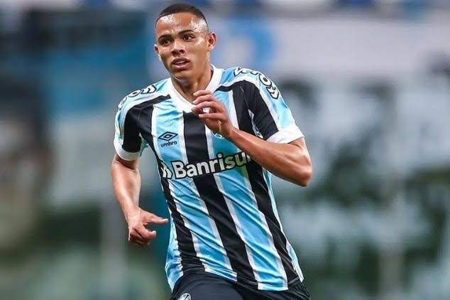 Grêmio acerta venda milionária de Vanderson para o Monaco