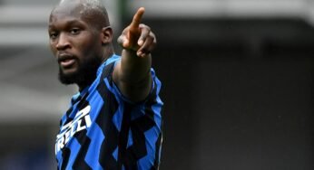 Lukaku admite ter sido procurado pelo Manchester City e fala sobre duelo com Antonio Conte na Premier League