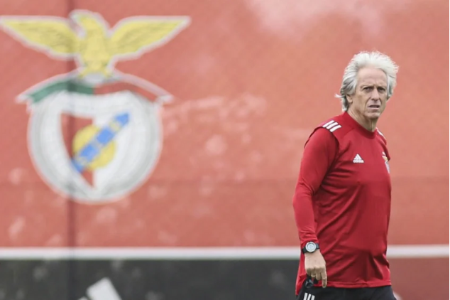 Comentarista aconselha Jorge Jesus a não voltar para o Flamengo: “Torcedor tem memória curta”