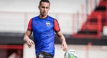 Grêmio encaminha a contratação de lateral-esquerdo do Athletico Paranaense